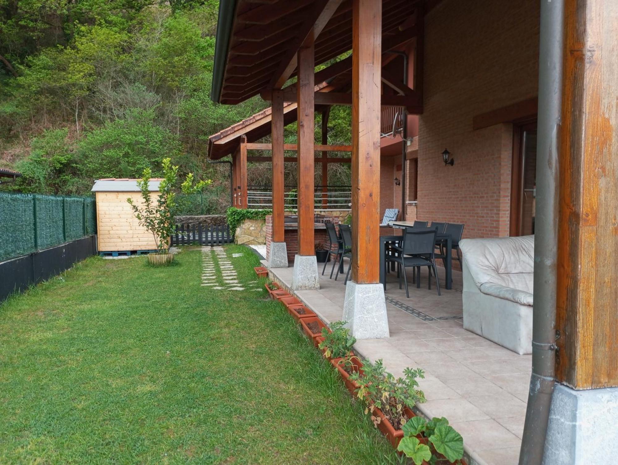 La Casa Malvarrosa Ampuero Exterior photo